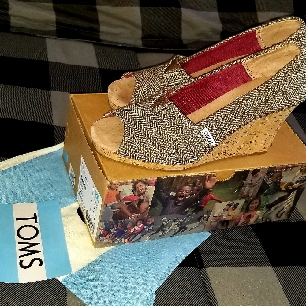 Shoes